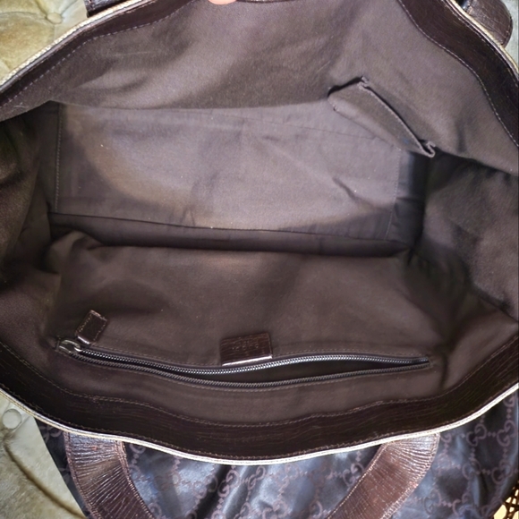 (SOLD)Authentic Gucci Tote bag - Picture 9 of 12